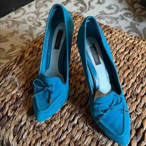 White House Black Market Teal Pointed-Toe Bow Flats